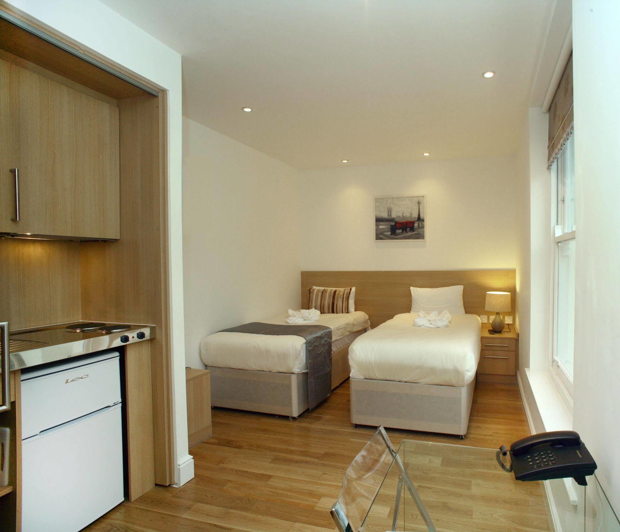 The Kensington Studios London Exterior photo